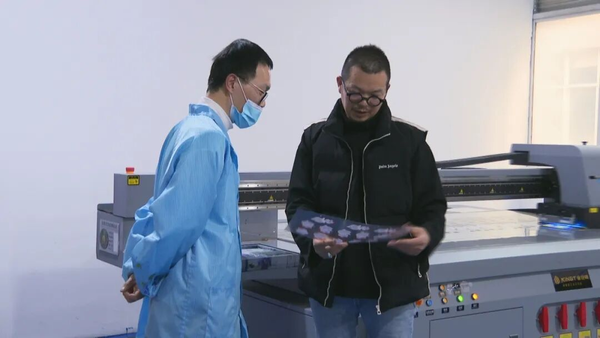 從文具到潮玩！龍港這位印刷企業(yè)家，走出一條產(chǎn)業(yè)新賽道